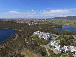 ImagenApartamentos Embalse de Orellana 4