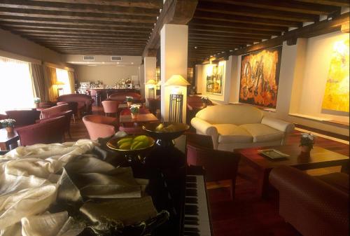 ImagenHotel El Rancho 1