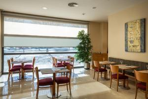 ImagenCatalonia La Maquinista 4