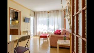 ImagenRomántico piso de la playa Fenals 4