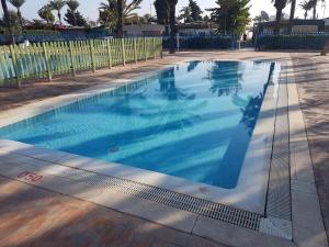 ImagenConfortable Bungalow en camping de La Manga 6