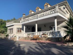 ImagenVilla Fuji piscina privada naturaleza y relax alquiler de todo el alojamiento 3