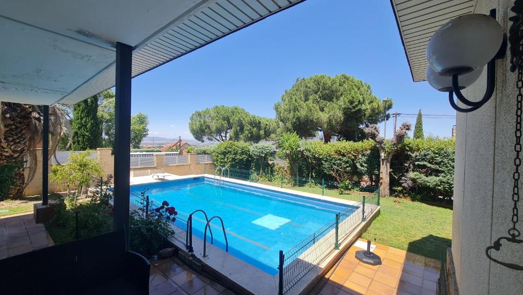 CASA REINA- Lujo View Pisina! Chalet independiente en Urb Valderrey Algeteimagen principal