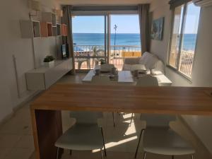 ImagenHomeAbroad Apartments - Vistamar 6