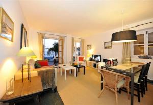 ImagenLos Claveles 3