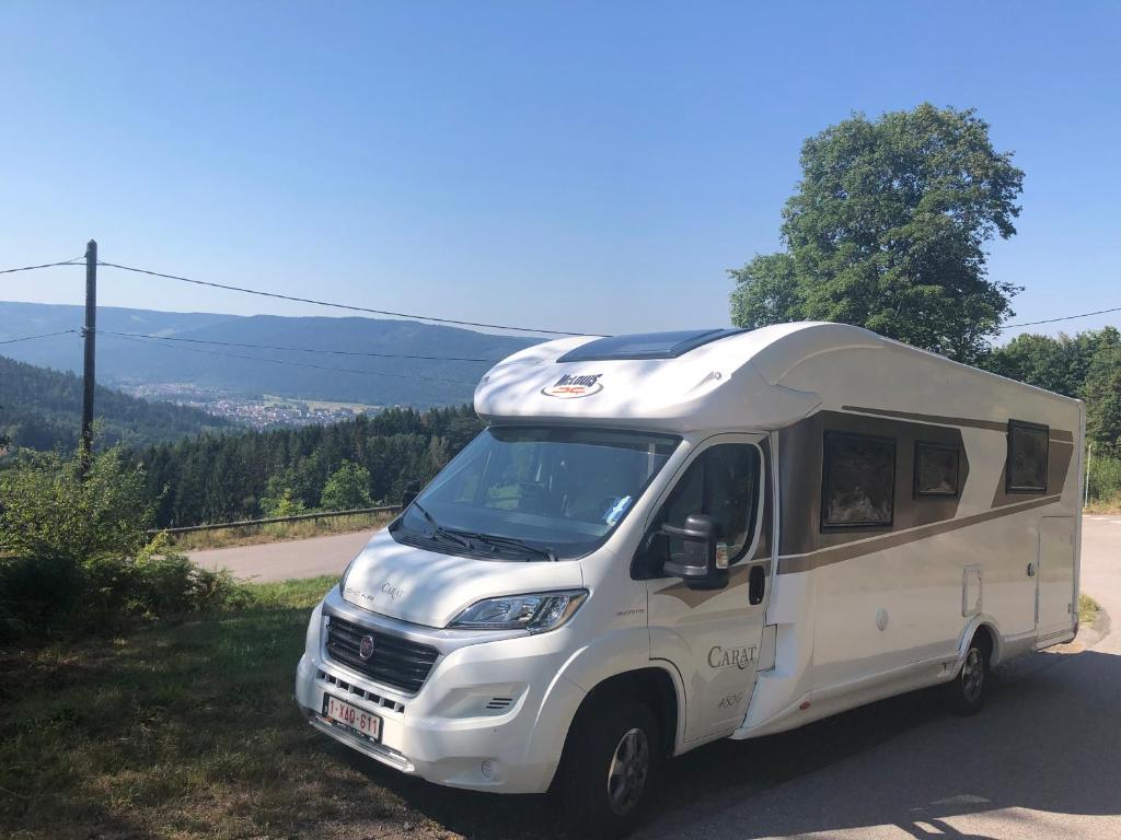 Prachtige mobilhome in Spanje te huur, staat klaar aan de luchthaven van Alicanteimagen principal