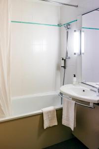 ImagenIbis Barcelona Santa Coloma 3