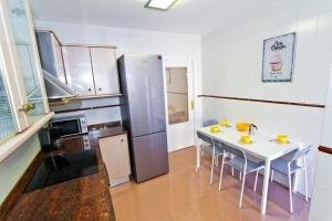 ImagenSantorini Planet Costa Dorada 4