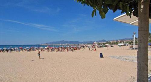 ImagenMAGNIFICA CASA A PIE DEL MAR CON PISCINA INDIVIDAL 2