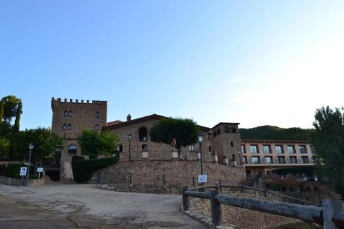 ImagenLa Figuerola Hotel & Restaurant 1