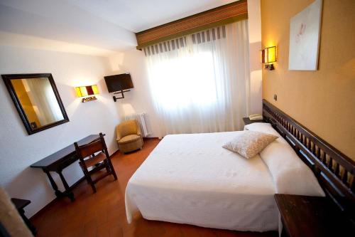 ImagenHospedium Hotel Juan II 1