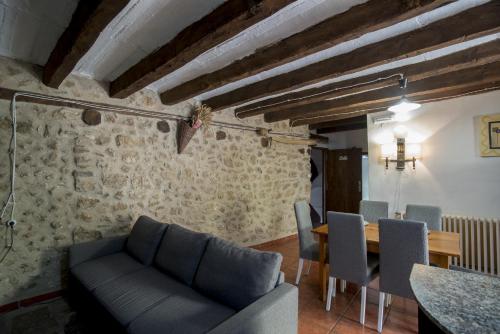 ImagenAlojamiento Rural Font del Roser 2