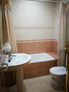 ImagenHostal Restaurante El Chato 7