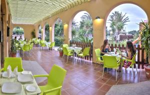 ImagenComplejo Turístico Los Escullos San Jose 5