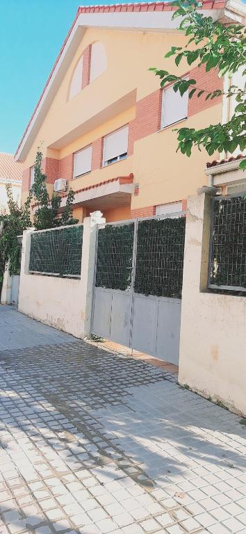 Hermosa Habitación amplia, fresca y tranquila.imagen principal