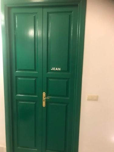 ImagenPension Jean Franco studio Jean 1