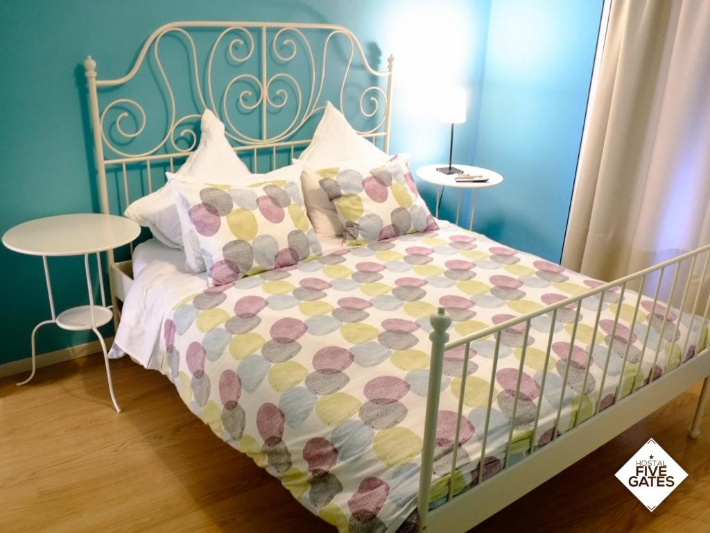 Hostal Five Gatesimagen principal