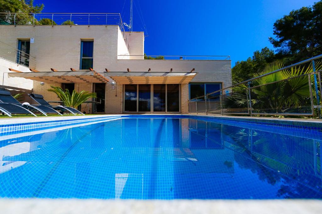 Nina Villa Planet Costa Doradaimagen principal