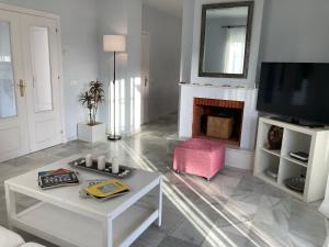 ImagenChalet con Piscina al lado de la Playa 6