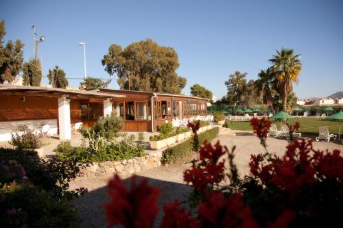 ImagenCamping Cuevas Mar 1