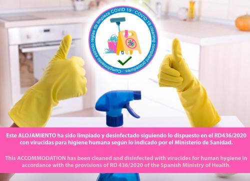 ImagenMalagaOnBeach 2 - Two bedrooms - up to 7 people - 30 meters beach 1