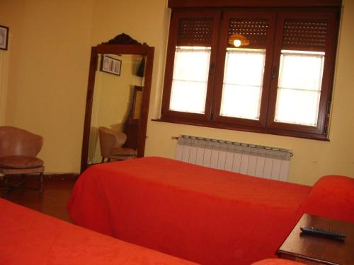 ImagenHospedaje Senda del Huerna 2