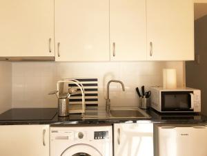 ImagenLovely seaside apartment in front of Calafell beach and Cunit beach 7