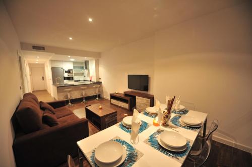 ImagenPlaya Victoria Paseo Marítimo 3 Rooms 1