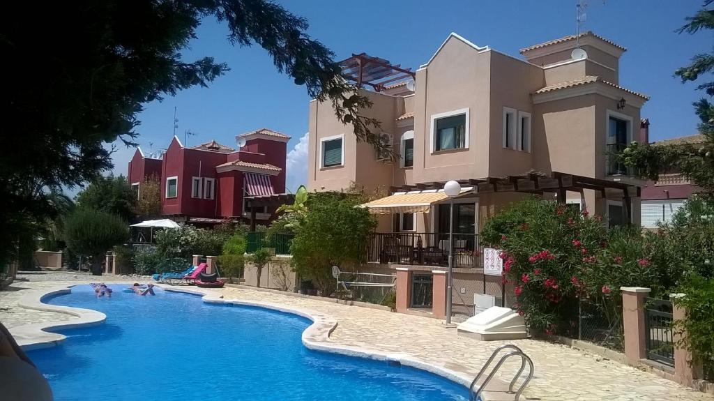 House Laguna Rojaimagen principal