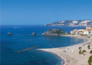 ImagenSunshine Apartment at Tropical Coast of Granada 3