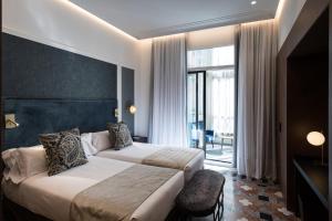 ImagenCatalonia Plaza Catalunya 5