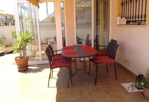 ImagenSeaside House in El Mojon 2