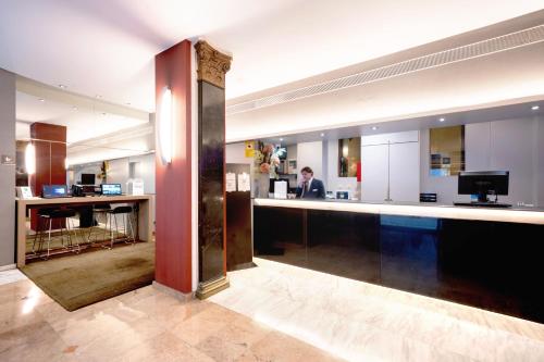 ImagenCatalonia La Pedrera 2