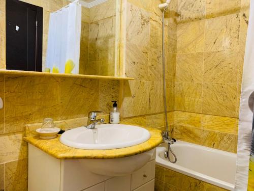 ImagenAtico con solarium privado en Aguamarina 1