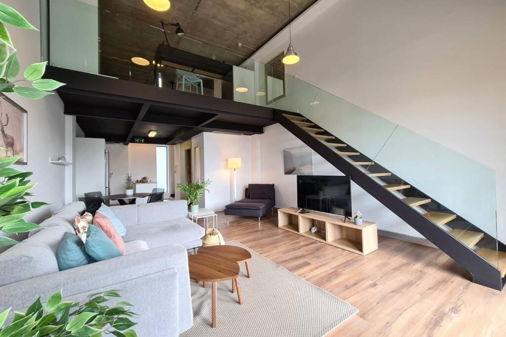 Duplex Loft with indoor swimming pool & SPAimagen principal