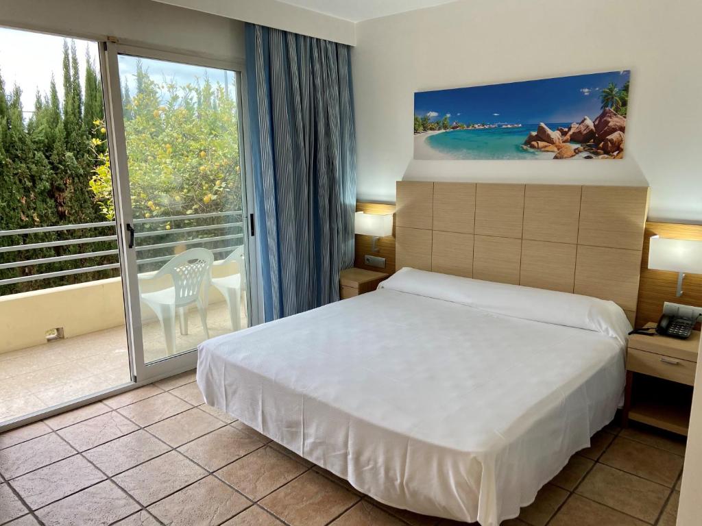 Hotel Abrilimagen principal