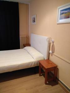 ImagenHostal Porta De Núria 8