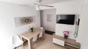 ImagenSunny apartment near the beach 4