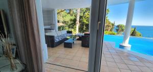 ImagenAl lado del mar