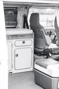 ImagenGemütlicher Volkswagen T3 Van in Nordspanien 4