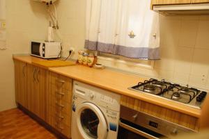 ImagenLas hermanas VAT 5