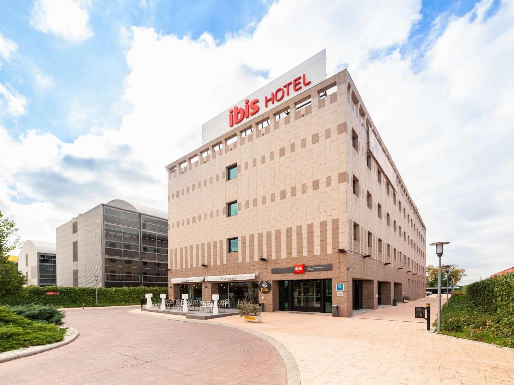 Ibis Alcala de Henares La Garenaimagen principal