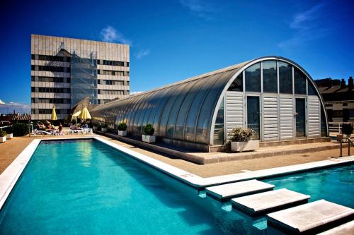 ImagenPierre & Vacances Apartamentos Edificio Eurobuilding 2 1