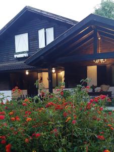 ImagenSlow House y La cabaña de Miss Slower 6