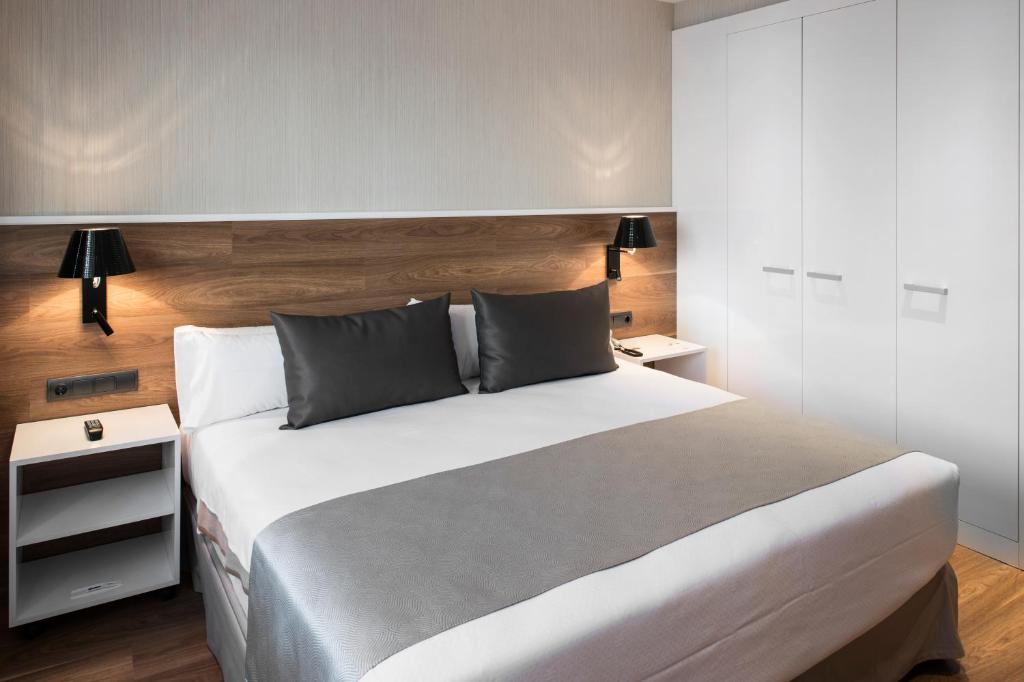 Catalonia Diagonal Centroimagen principal