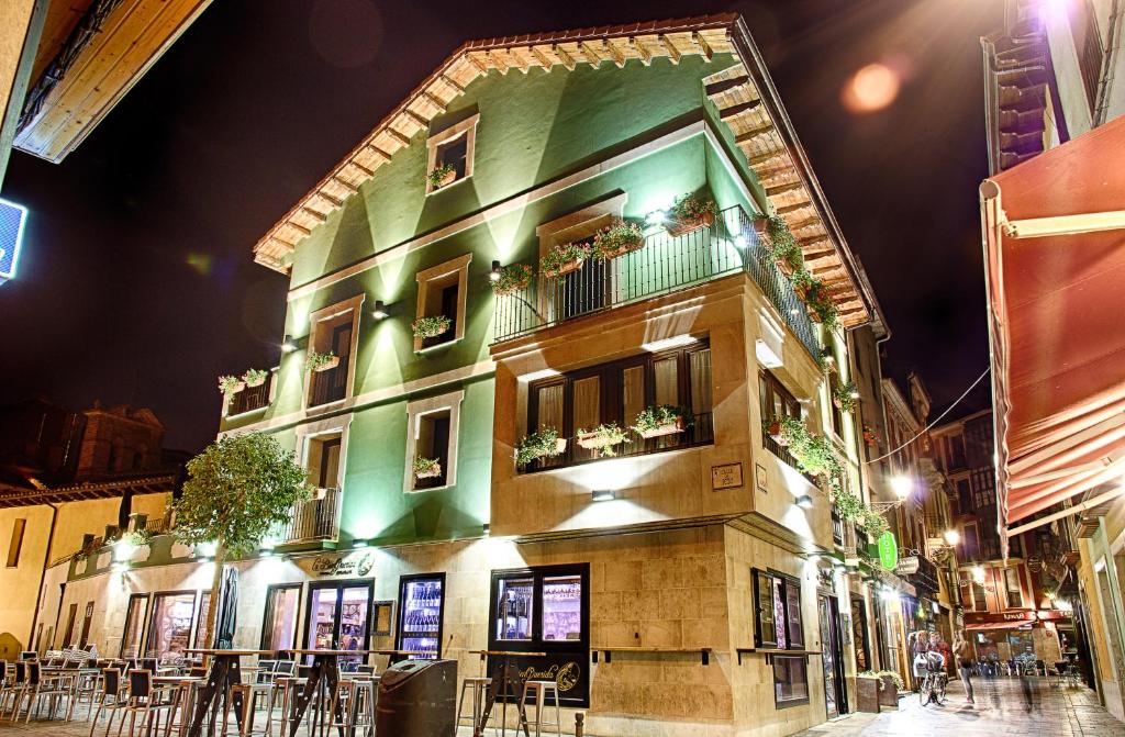 Le Petit Leónimagen principal