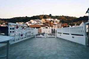 ImagenHouse with one bedroom in Riogordo, with wonderful mountain view, private pool and furnished garden 6