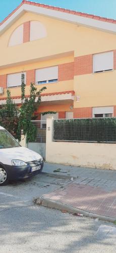 ImagenHermosa Habitación amplia, fresca y tranquila. 1