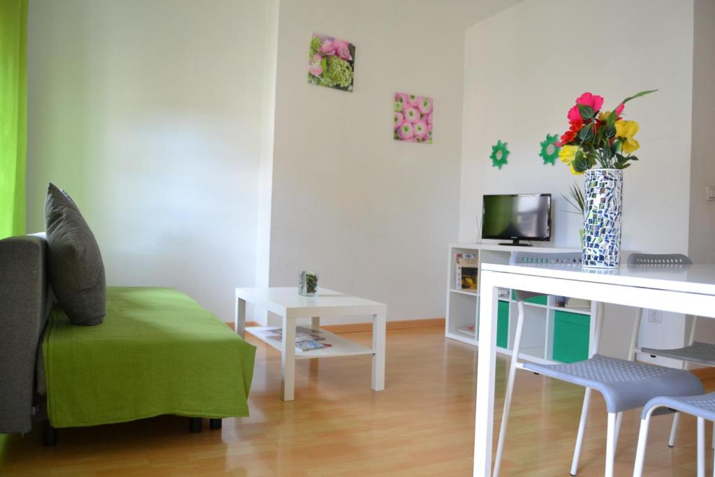 Dos Torres Pilarimagen principal