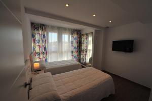 ImagenApartments Vistas Mar Bahia 6